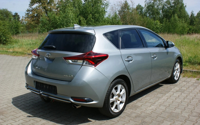 Toyota Auris cena 28300 przebieg: 95000, rok produkcji 2015 z Wrocław małe 79